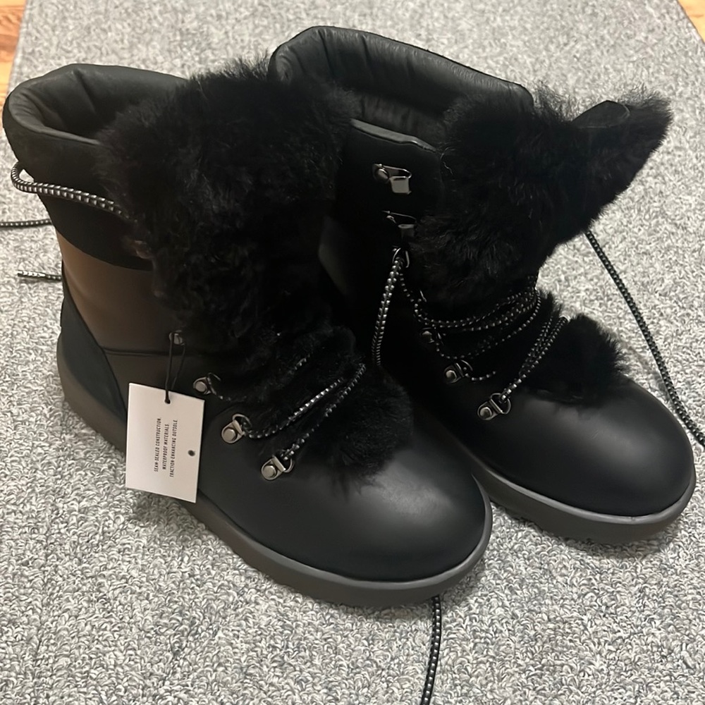 UGG Boots, Size 8